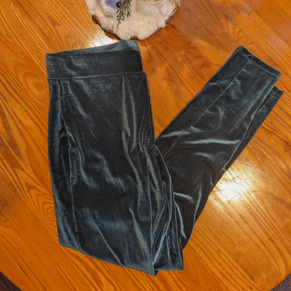 Torrid Signature Waist Velvet Emeral Green Legging